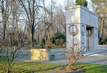 Procesiune la Târgu Jiu, marți, la 88 de ani de la inaugurarea Ansamblului Monumental „Calea Eroilor”