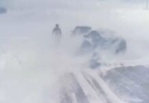 Viscol pe Transalpina: aproximativ 120 de persoane blocate în zeci de mașini, la Rânca