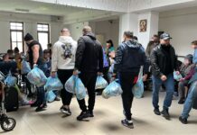 Gest de solidaritate înainte de Paște: deținuții din Penitenciarul Târgu Jiu au oferit pachete persoanelor din Complexul de Îngrijire Dobrița