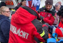 Accident cu două victime la Rânca, după ce un ATV s-a izbit de copac