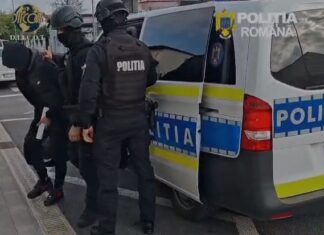 13 persoane reținute în urma traficului de droguri