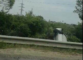 Patru tineri au fost răniți într-un accident în Târgu Jiu
