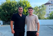 Doi pompieri gorjeni în timpul liber, primii salvatori la un grav accident rutier în Lelești. Un adolescent de 16 ani a murit